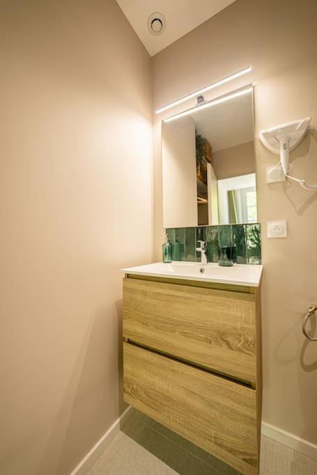Le Pearl Appartement De Charme En Bord Riviere Collobrieres Ngoại thất bức ảnh